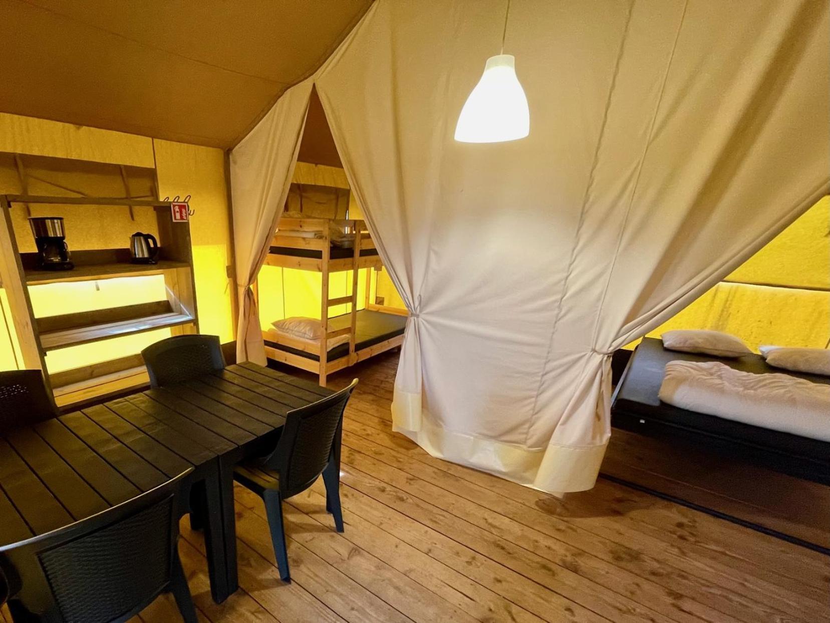 Safaritent At Camping Gt Keiheuvel Balen 部屋 写真